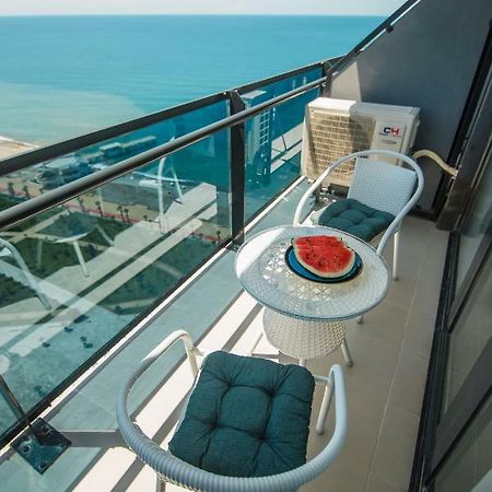 Orange Sky Apartments Beach Tower Батуми Экстерьер фото