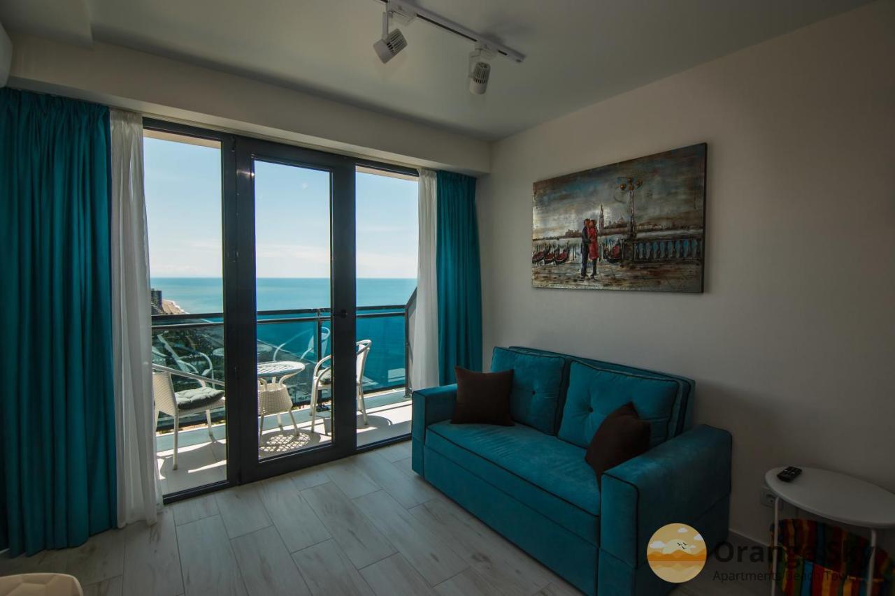 Orange Sky Apartments Beach Tower Батуми Экстерьер фото