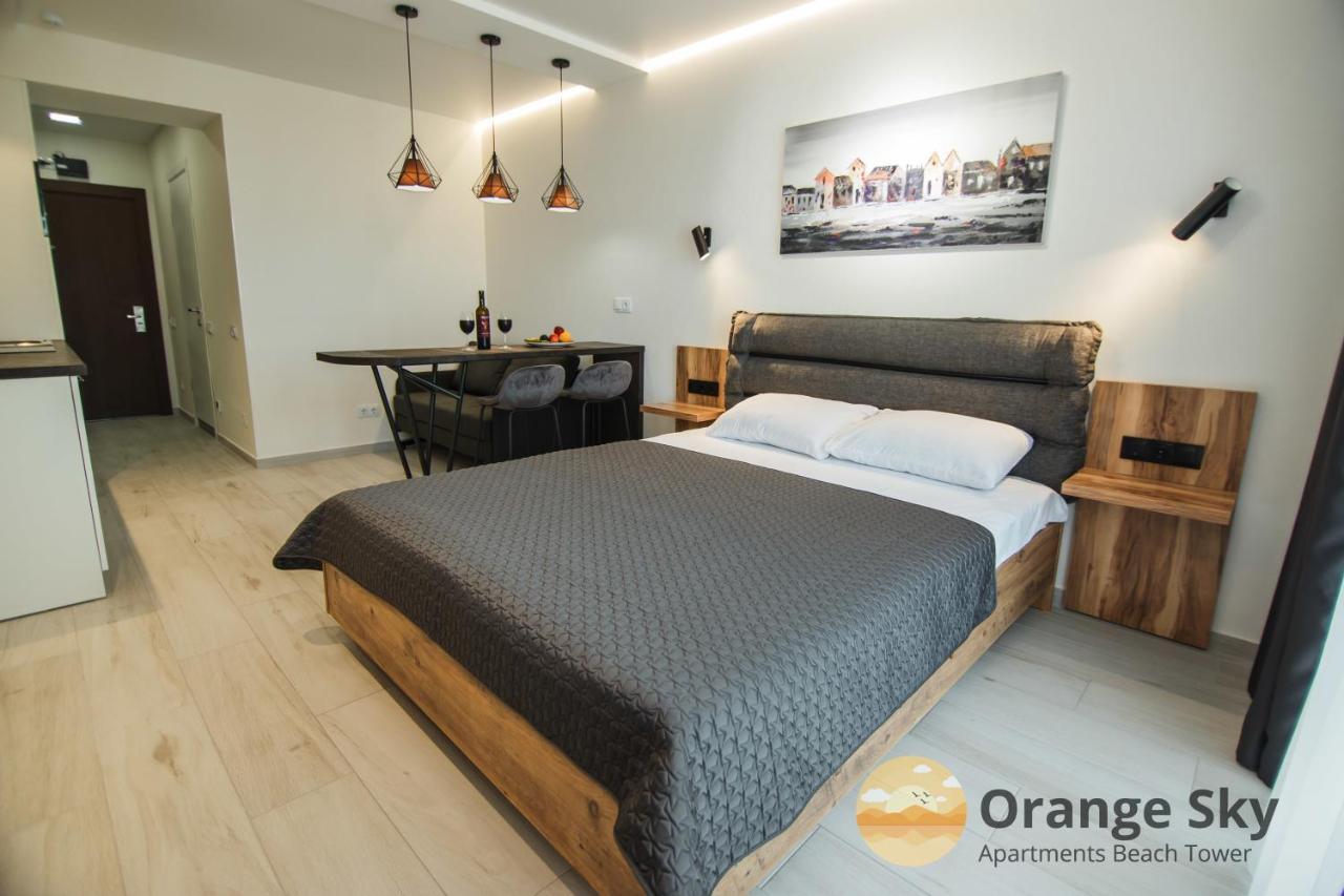 Orange Sky Apartments Beach Tower Батуми Экстерьер фото