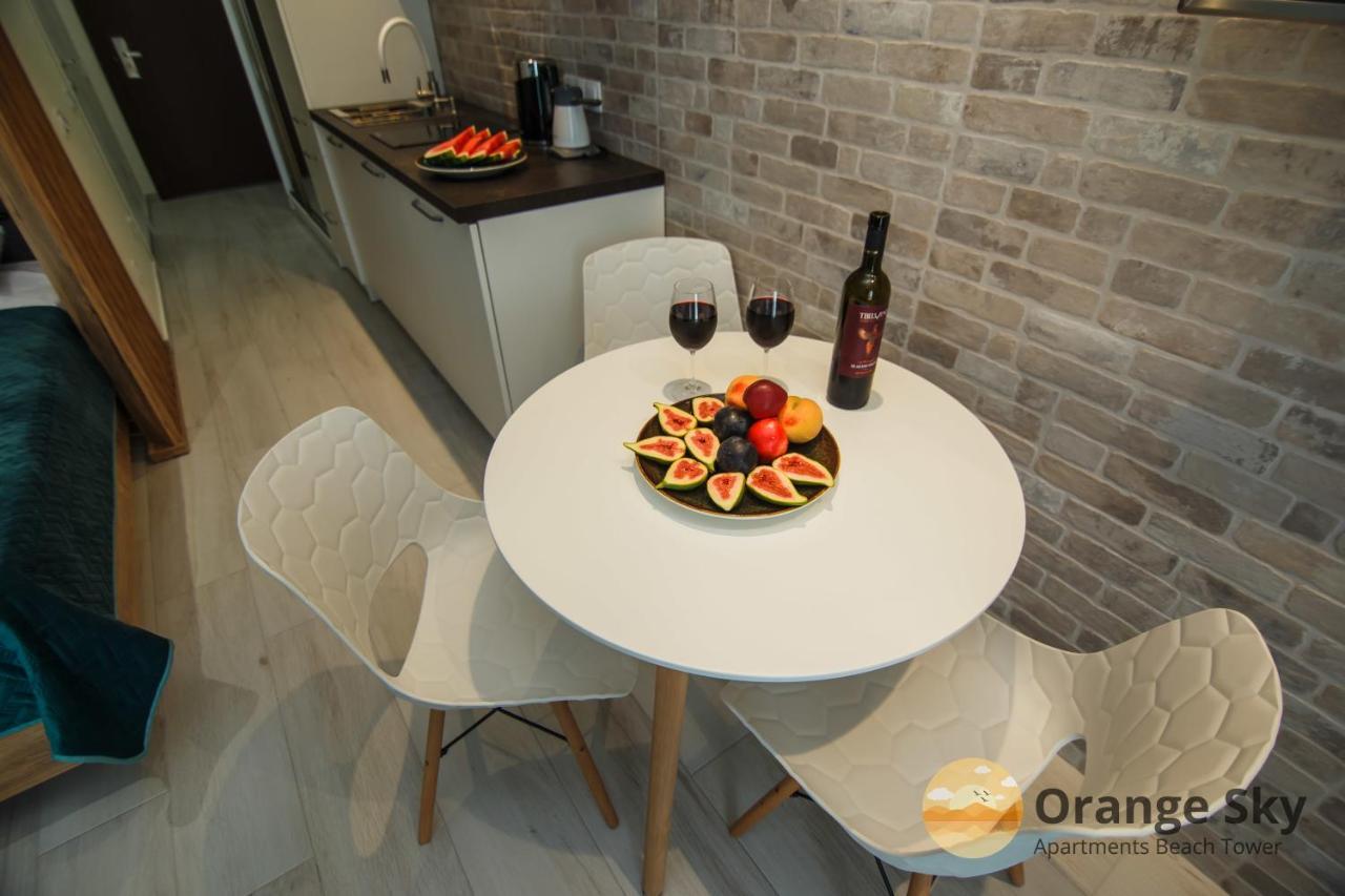 Orange Sky Apartments Beach Tower Батуми Экстерьер фото